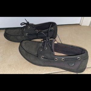 Women’s Black Sperry’s!!